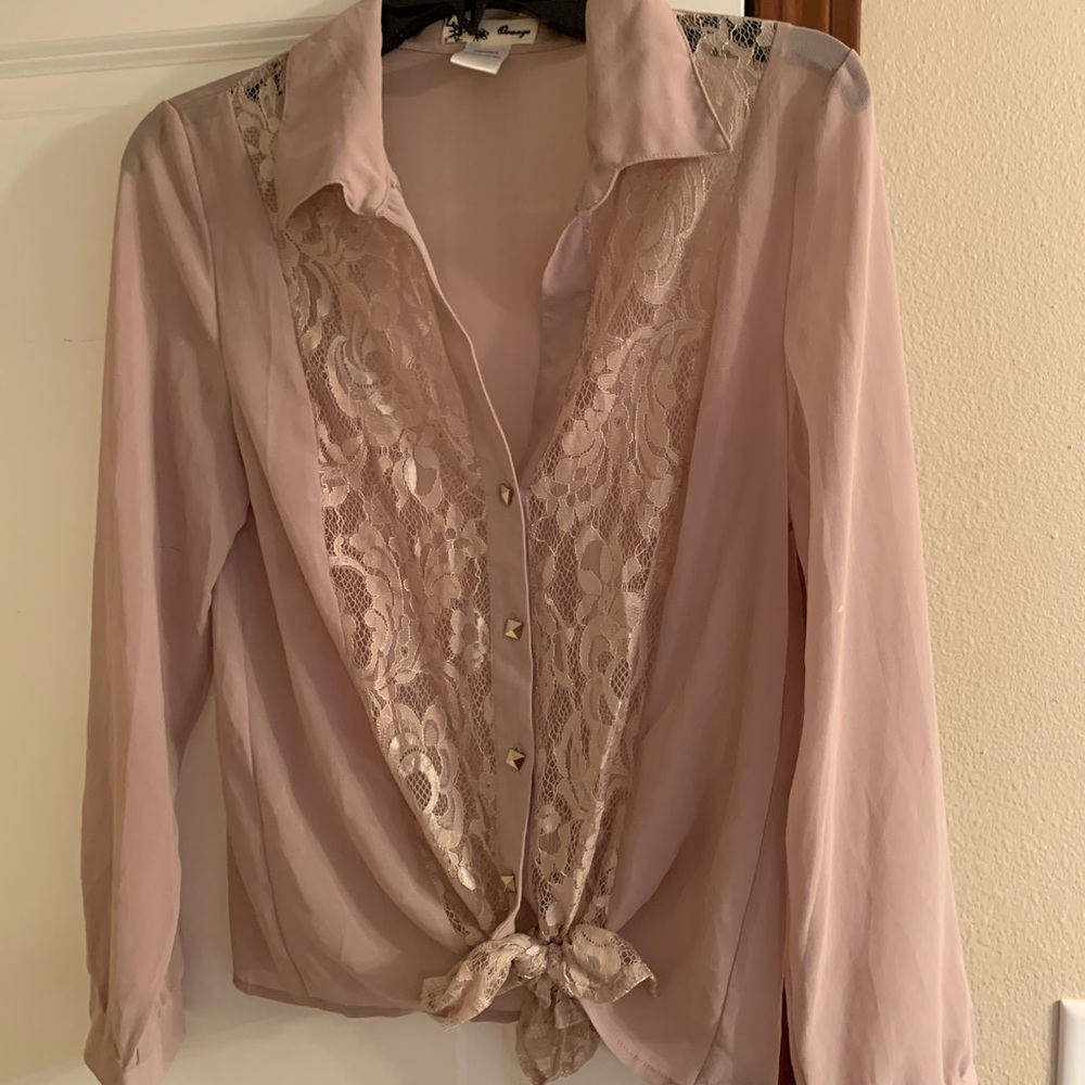 Shear collar top